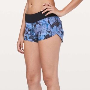 Lululemon Speed Up Short 2.5” - Screen Camo Multi